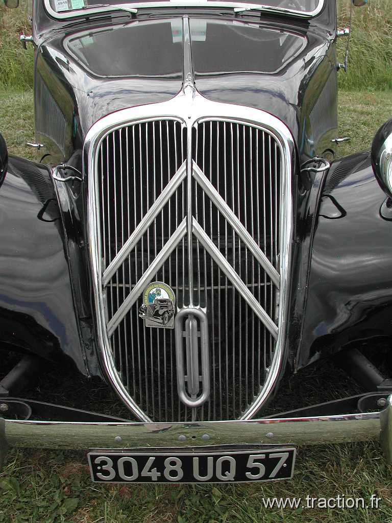 2014_Madine (126).JPG - 29ème Retro Meus'Auto au Lac de Madine, Citroen Traction 11B